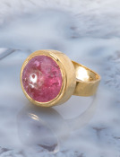 Pink Tourmaline Cabochon 22kt Gold Ring