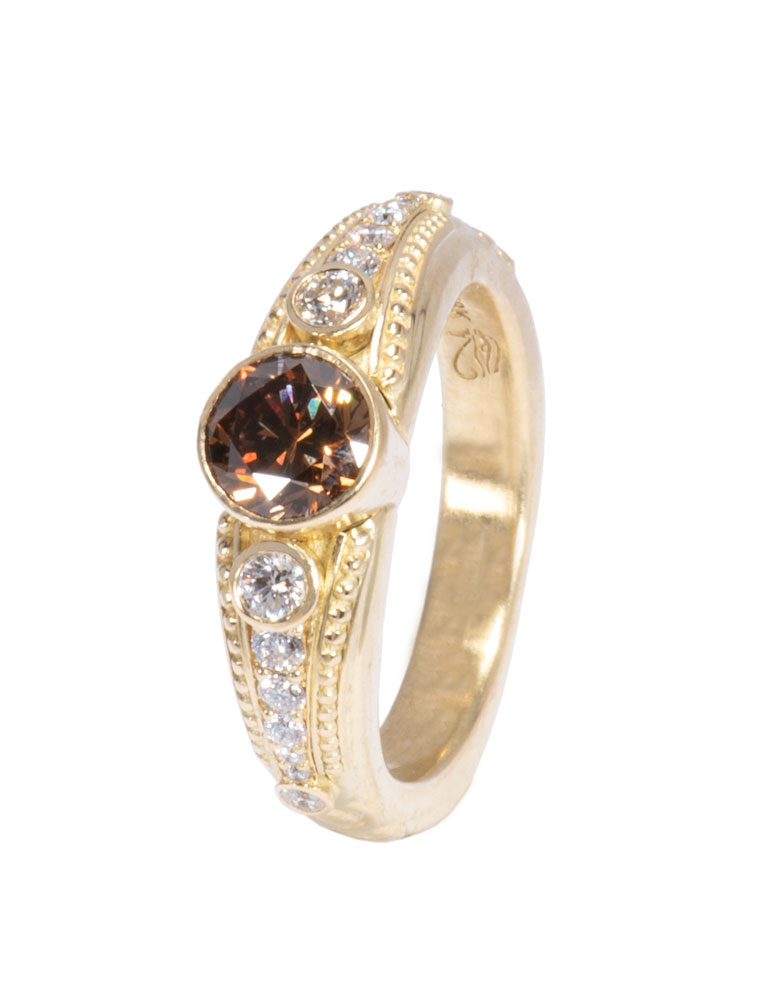 Cognac Diamond Freyja Band