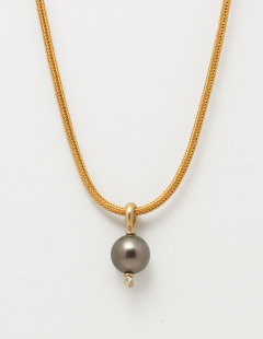Tahitian Pearl Drop Pendant with Diamond