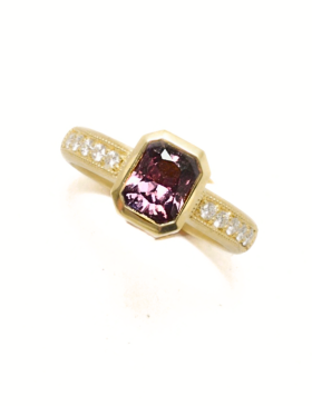 Burmese Spinel Ring