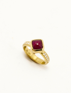 Pillow Top Ruby Be Mine