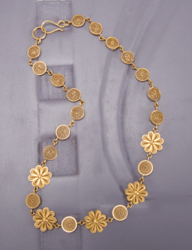 Flowers and Circles Filigree Necklace