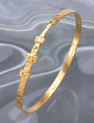 Narrow Hammered Diamond Bangle Narrow Hammered Diamond Bangle