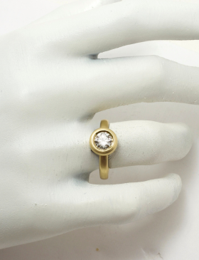 White Diamond Rhea Band