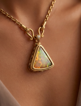 Ethiopian Opal Batu Pendant